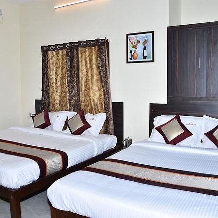 Barnabas Homestay Танджавур Экстерьер фото