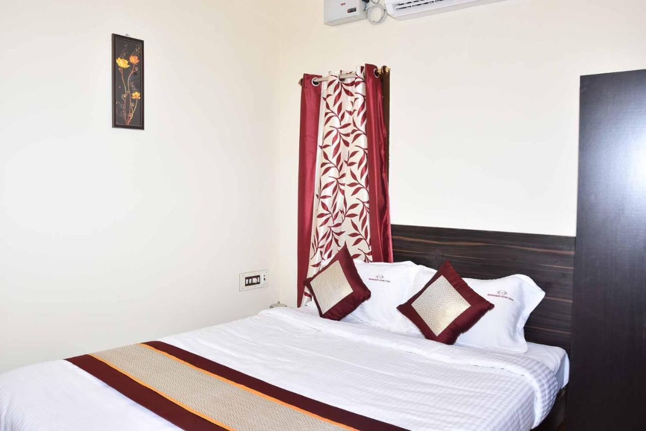 Barnabas Homestay Танджавур Экстерьер фото